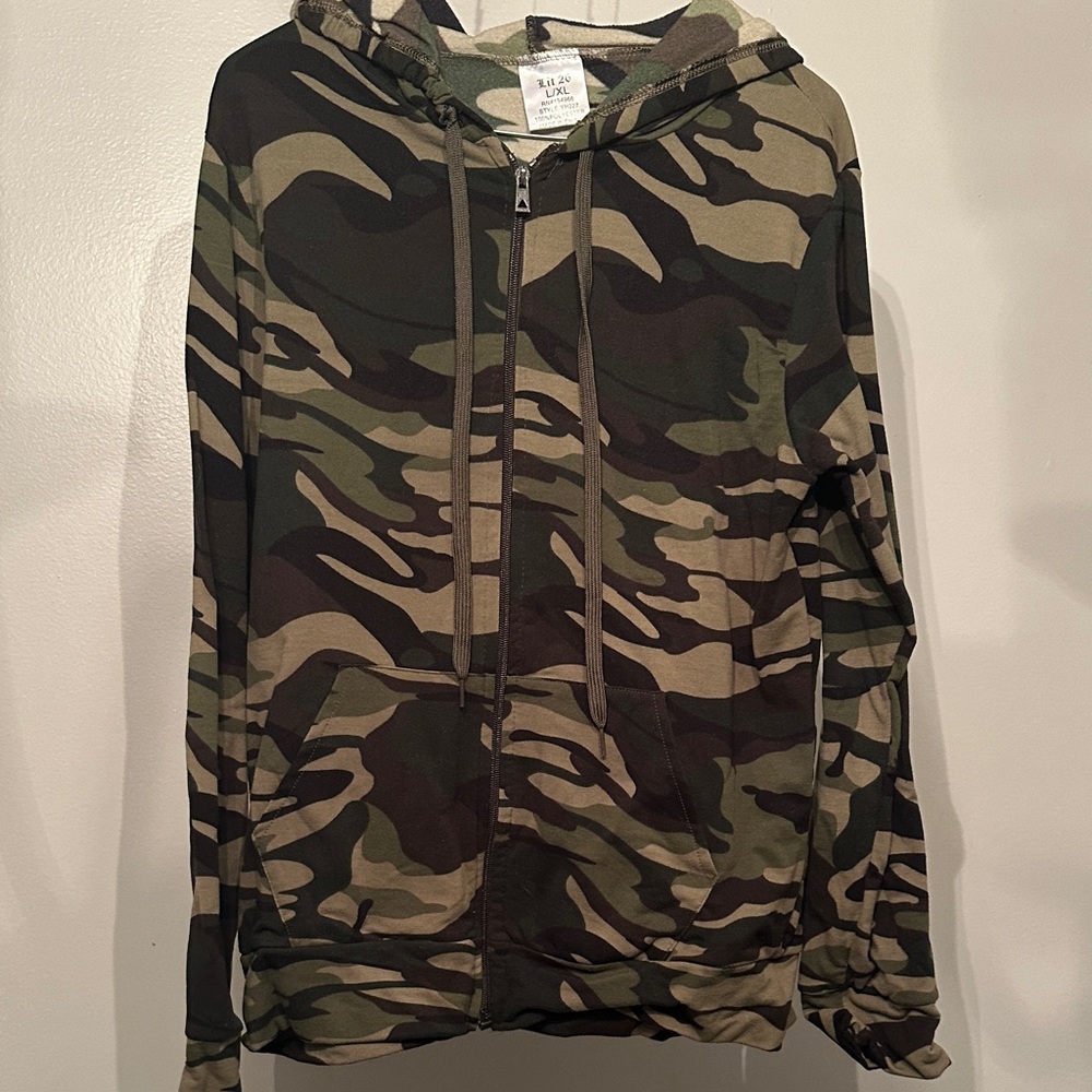 Camouflage Zip-Up Hoodie